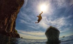 Phuket Phi Phi, Maya Bay, Bamboo Island Speedboat Tour - Day Cruises