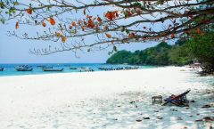 Phuket Banana Beach Hey Island - Lunch Cruises