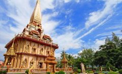 Phuket Sightseeing Tour with the insider guide - Phuket Old Town