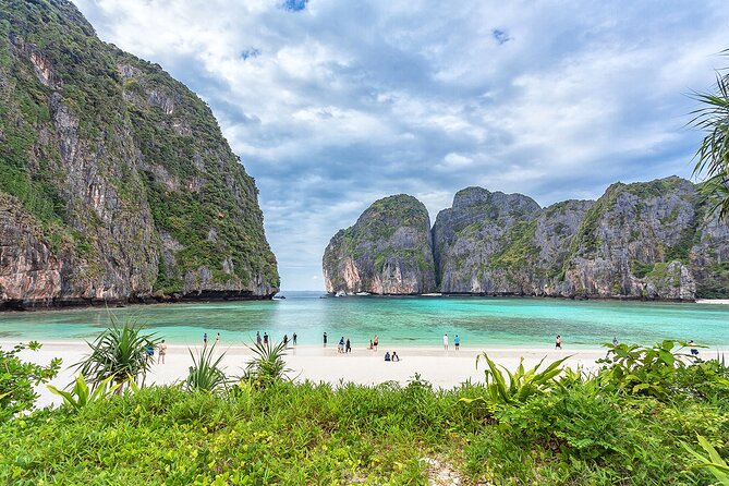 Phuket Half-Day Phi Phi and Khai Island Speedboat Tour - Phi Phi Islands