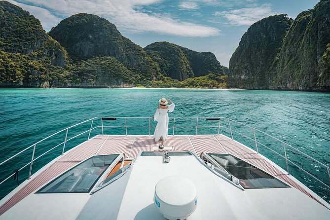 Phuket: Full-Day Phi Phi Islands, Maiton island Trip by Speed Catamaran - Day Cruises