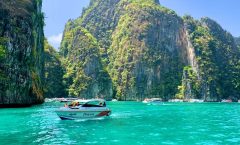 Phi Phi and Bamboo Islands Tour with Love Andaman - Phi Phi Islands