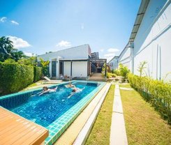 ChillHub Hostel Phuket in Bang Tao ChillHub Hostel Phuket in Bang Tao
