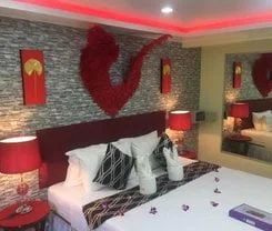 Fong Kaew and Baan Nang Fa Guesthouse in Patong Fong Kaew and Baan Nang Fa Guesthouse in Patong