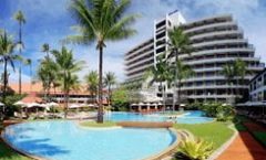 Patong Beach Hotel in Patong