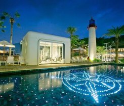 Diamond Cottage Resort & Spa in Kata