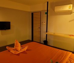 Loma Hostel at Phuket Town in Phuket Town