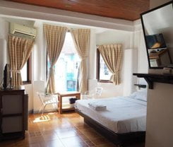 Relax Guesthouse in Patong